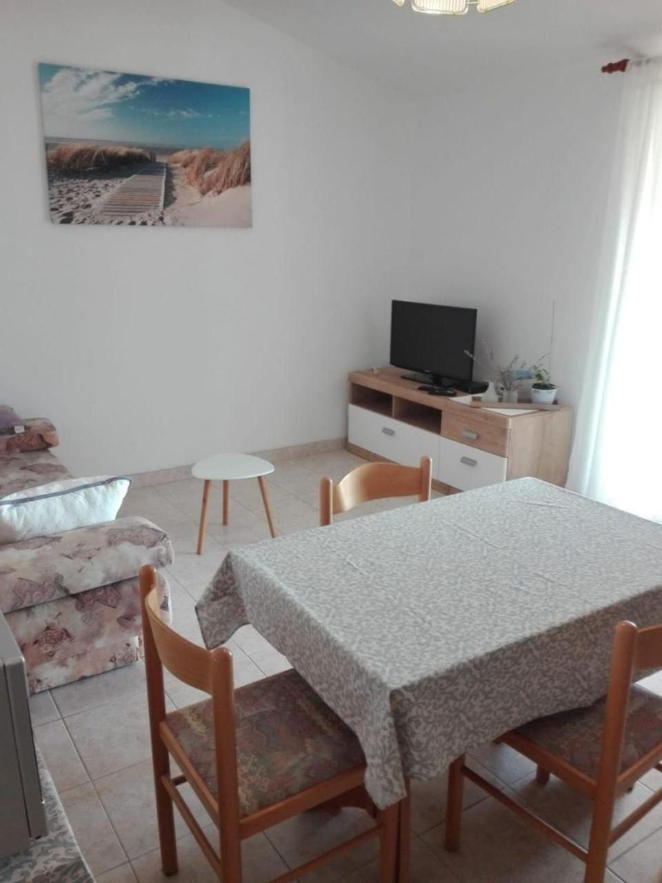 Apartment Kosta Kustići Kültér fotó