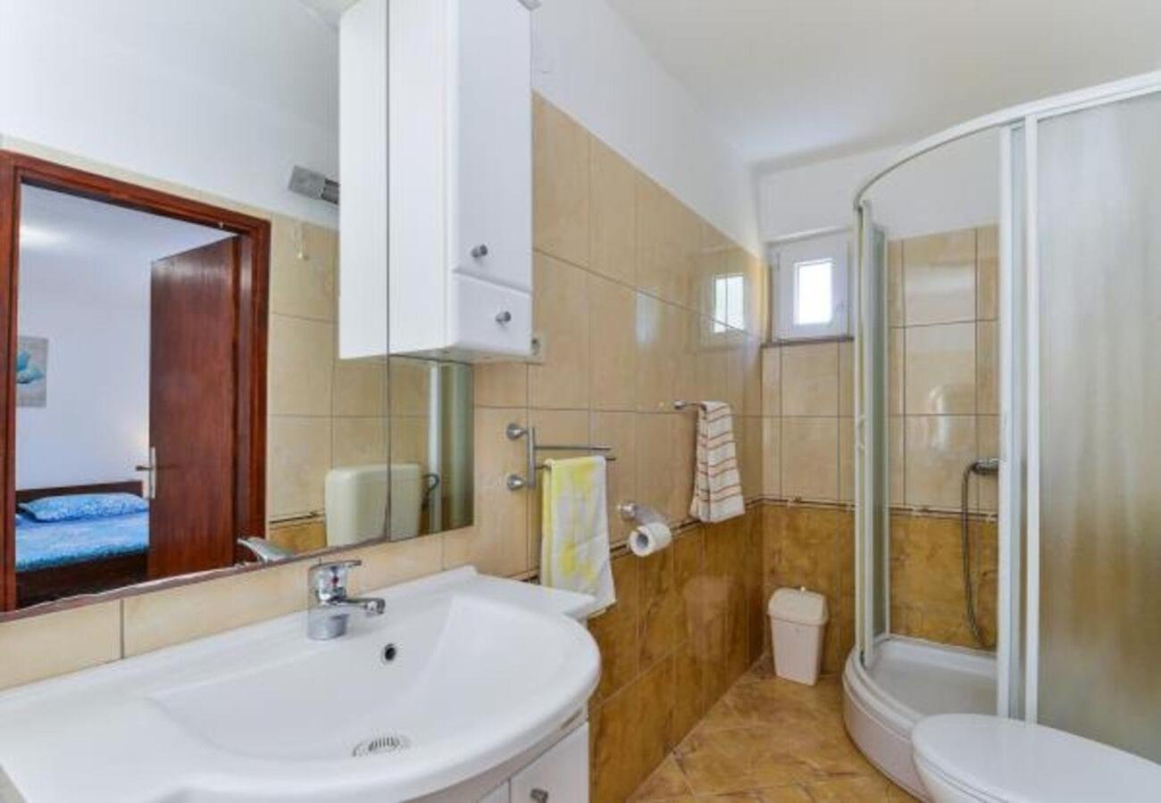 Apartment Kosta Kustići Kültér fotó